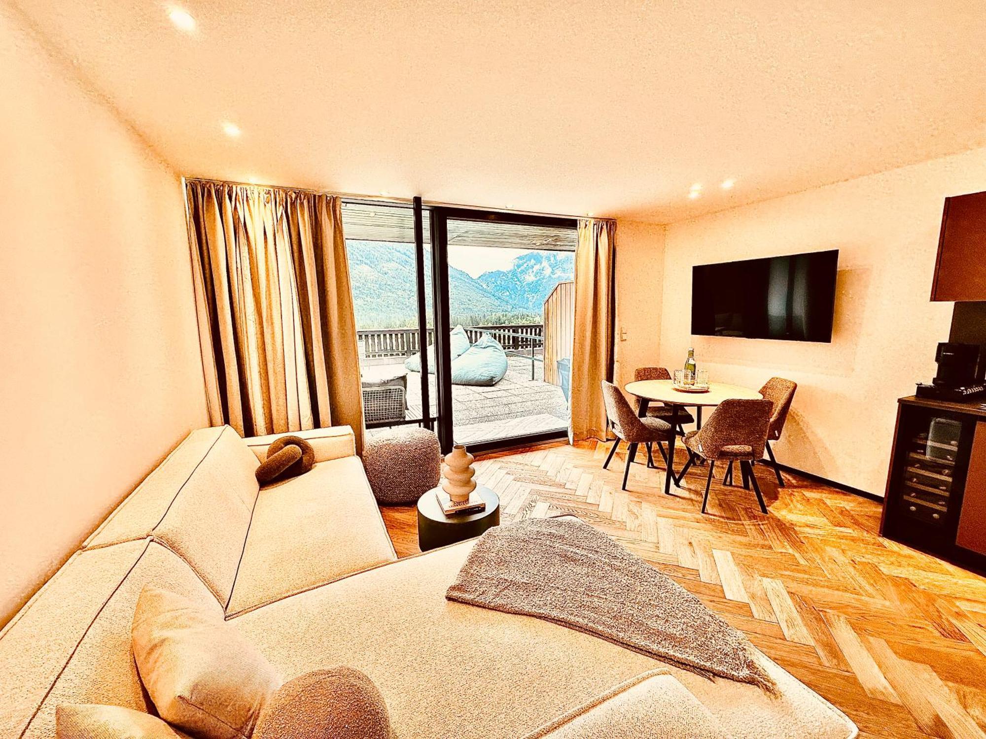 Das Alpenzeit Appartement Mit Just Private Terrasse (Adults Only) Bad Aussee Exterior photo